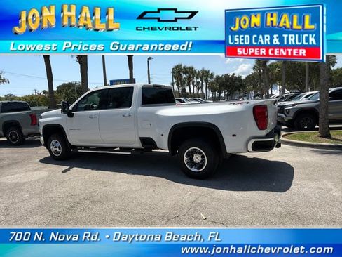Used 2025 Chevrolet Silverado 3500 LTZ w/ LTZ Convenience Package AWD/4WD image 5