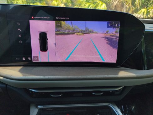 Used 2025 Audi Q5 Prestige AWD/4WD image 21