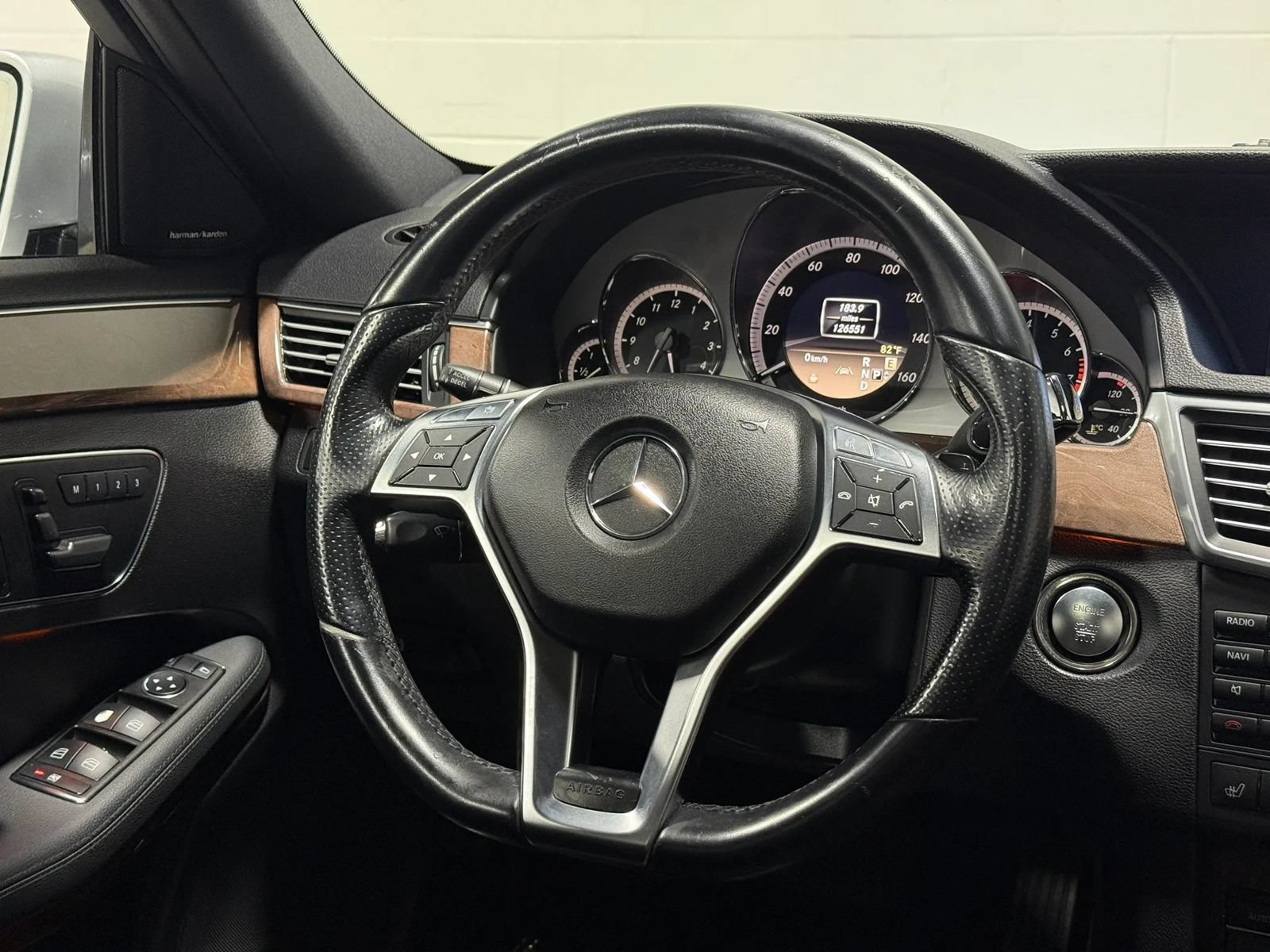 Used 2012 Mercedes-Benz E 550 4MATIC Sedan image 23