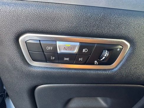 Used 2023 BMW X7 xDrive40i w/ M Sport Package image 25