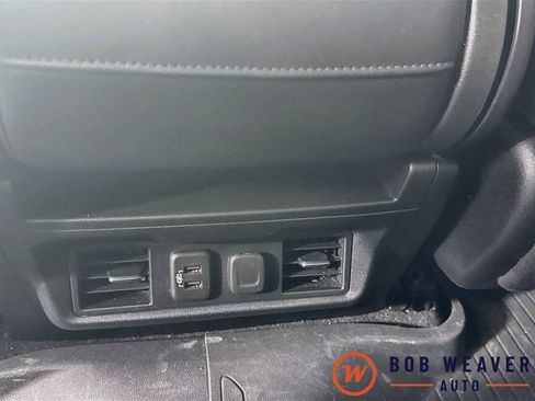 Used 2020 GMC Sierra 1500 SLT AWD/4WD image 31