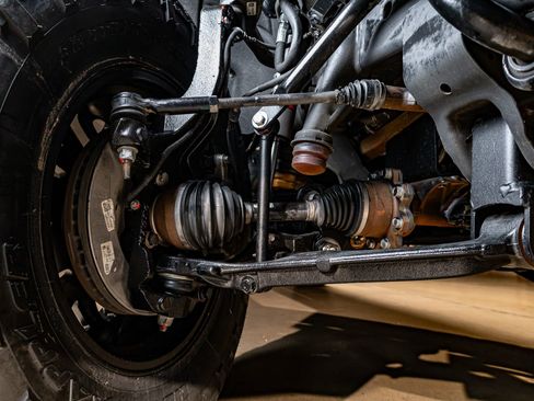 Used 2025 GMC Sierra 2500 AT4 w/ AT4 Premium Plus Package image 13