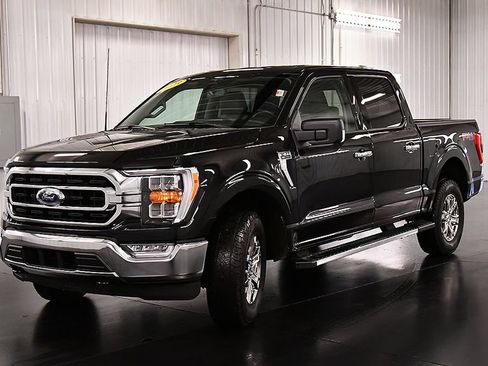 Used 2023 Ford F150 XLT w/ Equipment Group 302A High AWD/4WD image 3