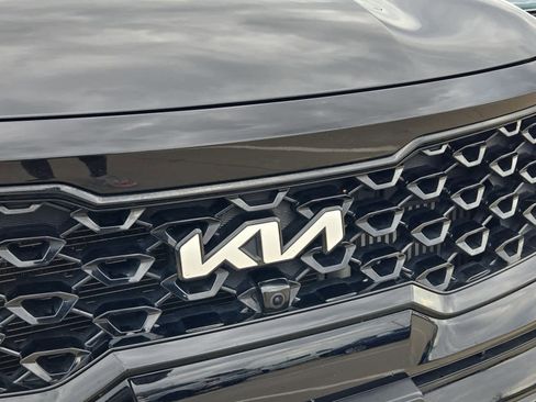 Certified 2023 Kia Sorento SX image 10