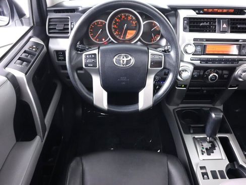 Used 2011 Toyota 4Runner SR5 AWD/4WD image 31