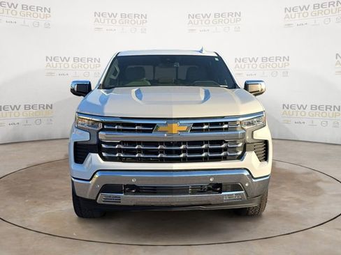 Used 2024 Chevrolet Silverado 1500 LTZ w/ LTZ Convenience Package II AWD/4WD image 8