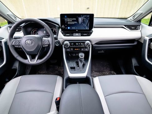 Used 2025 Toyota RAV4 XLE Premium w/ Weather Package AWD/4WD image 13