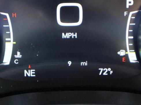 New 2026 Chrysler Pacifica Select image 29