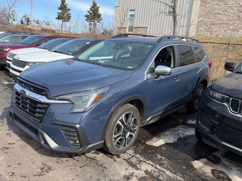 Used 2023 Subaru Ascent Limited w/ Technology Package image 2