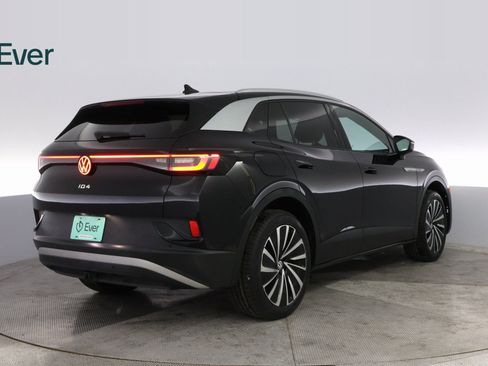 Used 2023 Volkswagen ID.4 Pro S Plus image 12