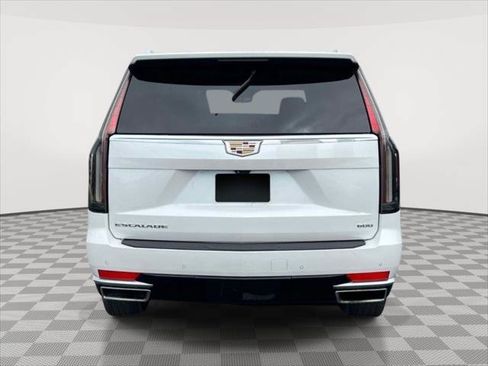Used 2023 Cadillac Escalade ESV Premium Luxury AWD/4WD image 5
