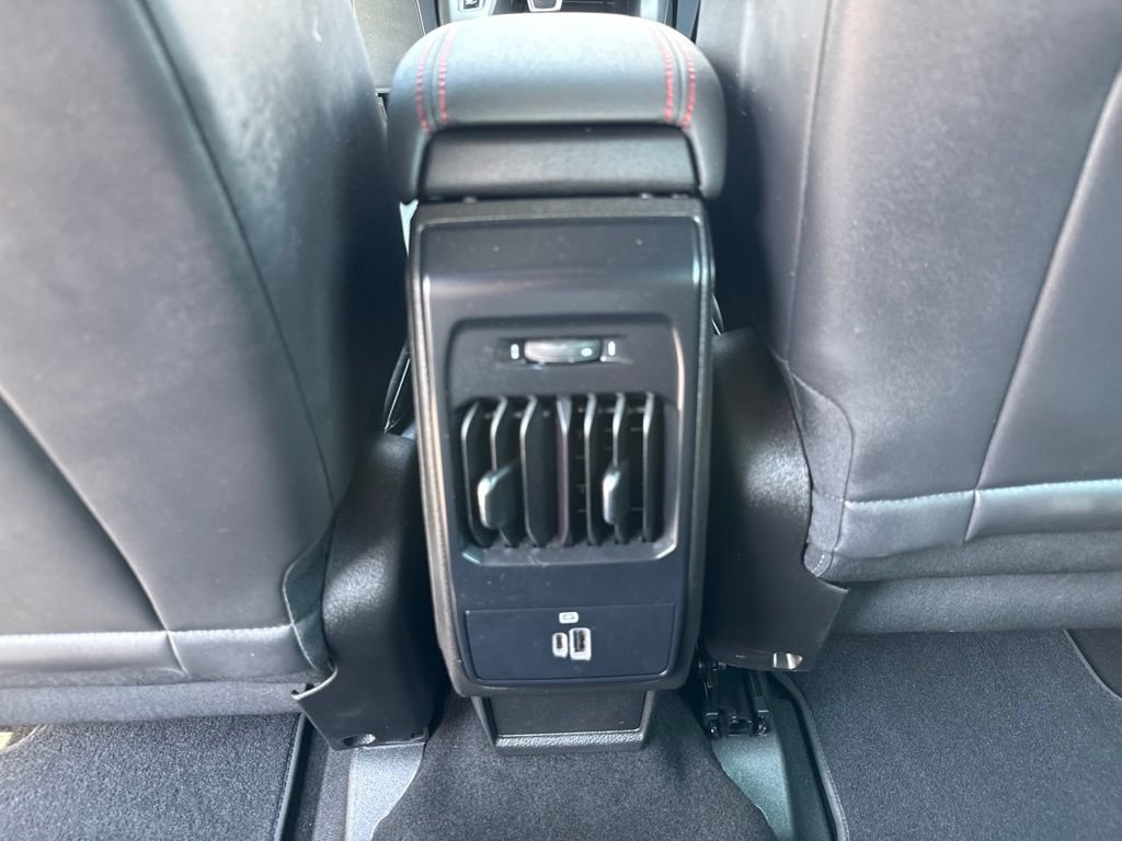 Used 2024 Dodge Hornet R/T Plus w/ R/T Blacktop Package AWD/4WD image 17