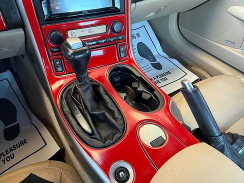 Used 2005 Chevrolet Corvette Coupe w/ Preferred Equipment Group image 22