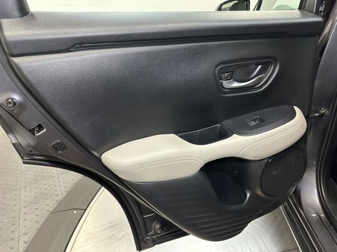 Used 2024 Honda HR-V LX image 29