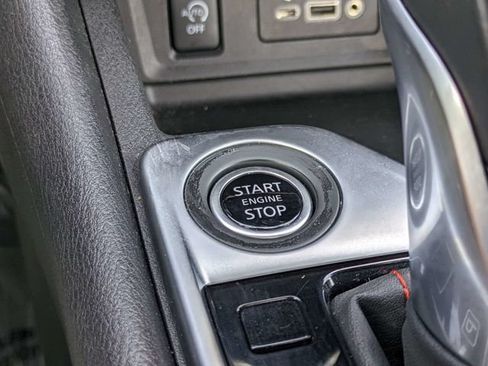 Used 2025 Nissan Sentra SR FWD image 25