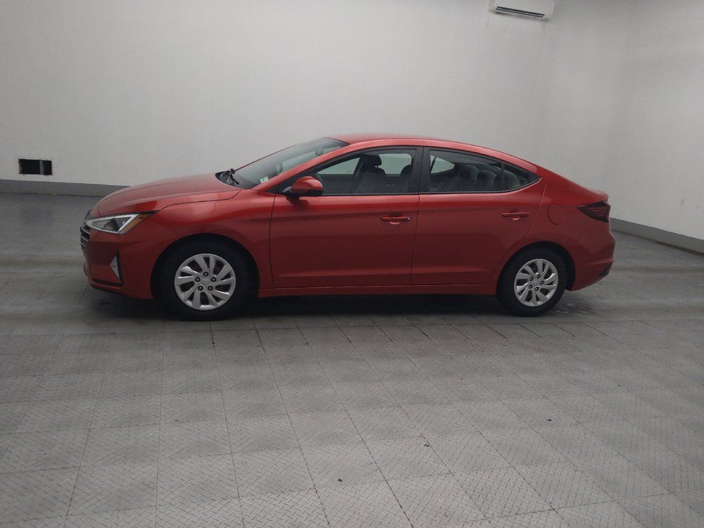 Used 2020 Hyundai Elantra SE FWD image 2