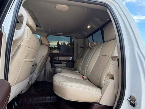 Used 2016 RAM 2500 Laramie w/ Convenience Group AWD/4WD image 16