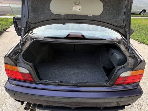 Used 1997 BMW M3 Coupe RWD image 17