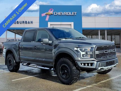 Used 2018 Ford F150 Raptor w/ Equipment Group 802A Luxury image 3