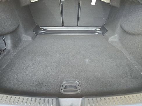 Used 2024 Mercedes-Benz E 350 4MATIC Sedan image 13