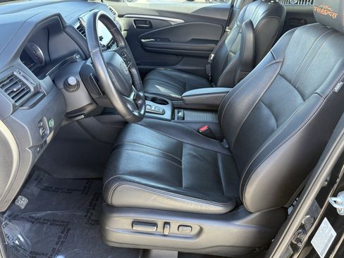 Used 2022 Honda Pilot TrailSport image 21