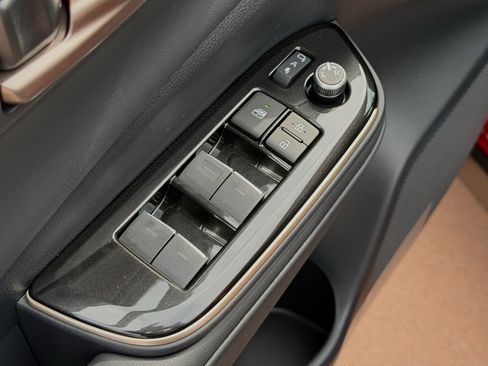 New 2026 Toyota Crown Signia image 15