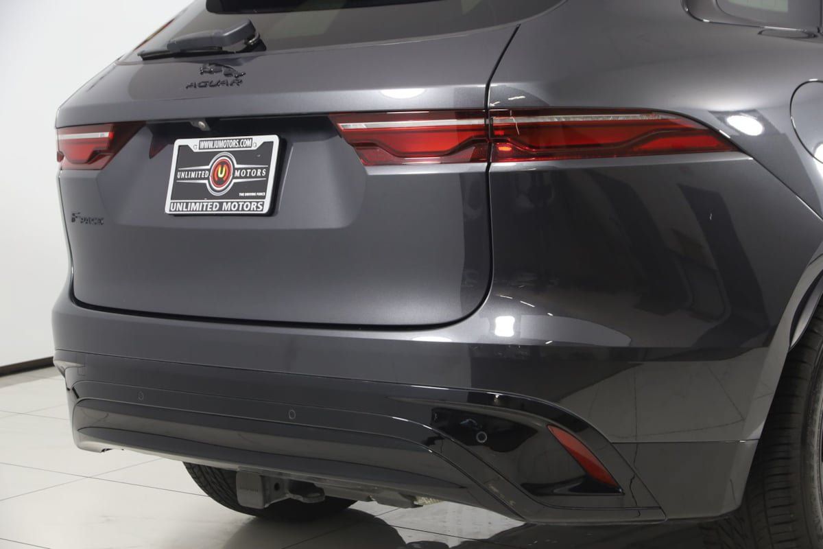 Used 2023 Jaguar F-PACE S AWD/4WD image 40
