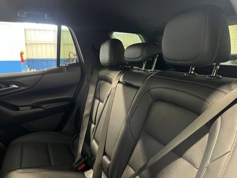 Used 2025 Chevrolet Equinox LT w/ Convenience Package II AWD/4WD image 18
