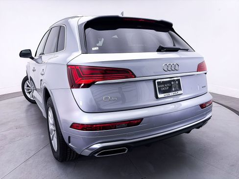 Used 2022 Audi Q5 2.0T Premium w/ Convenience Package AWD/4WD image 8