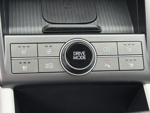 New 2026 Hyundai Kona Limited FWD image 32