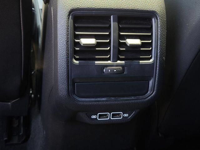 Used 2022 Volkswagen Passat 2.0T R-Line FWD image 14