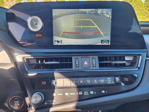 Used 2022 Lexus ES 350 w/ Premium Package image 31