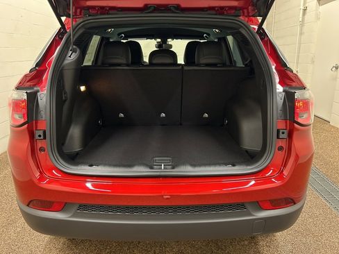 New 2026 Jeep Compass Latitude w/ Quick Order Package 29K image 11