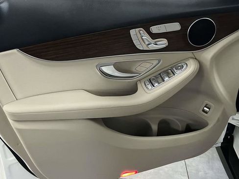 Certified 2022 Mercedes-Benz GLC 300 4MATIC image 14