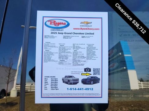 Used 2025 Jeep Grand Cherokee Limited w/ Luxury Tech Group II AWD/4WD image 10