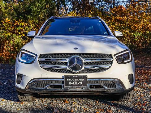 Used 2022 Mercedes-Benz GLC 300 4MATIC image 2