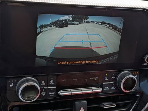 Used 2024 Toyota Highlander XSE image 18