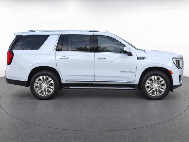 Used 2023 GMC Yukon XL Denali AWD/4WD image 8