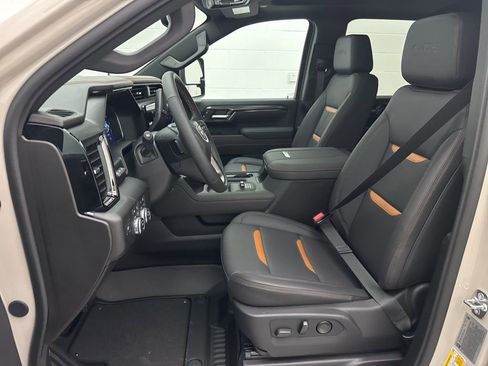 New 2026 GMC Sierra 2500 AT4 w/ AT4 Premium Plus Package image 19