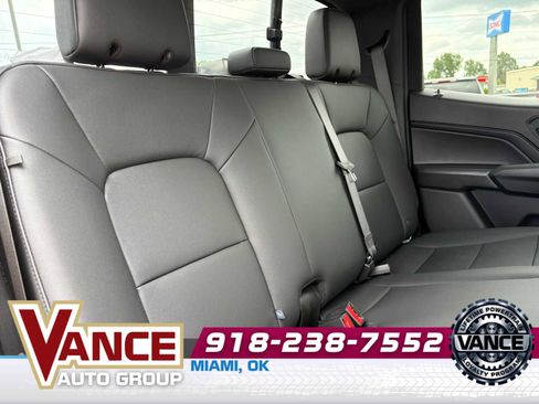 Used 2025 Chevrolet Colorado Trail Boss image 19