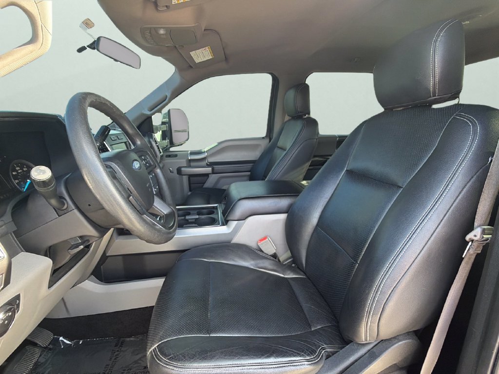 Used 2018 Ford F250 XLT w/ XLT Premium Package AWD/4WD image 18