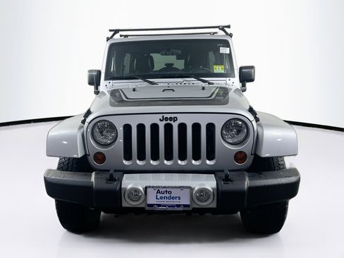 Used 2012 Jeep Wrangler Altitude image 2