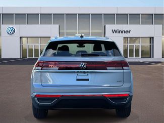 New 2026 Volkswagen Atlas Cross Sport SE video 4