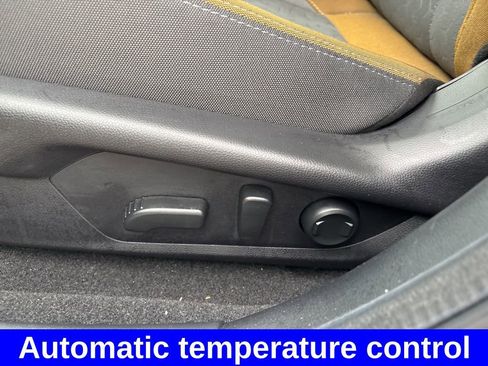 Used 2025 Subaru Crosstrek 2.5i Sport image 16