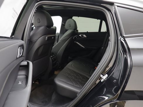 New 2026 BMW X6 xDrive40i image 13