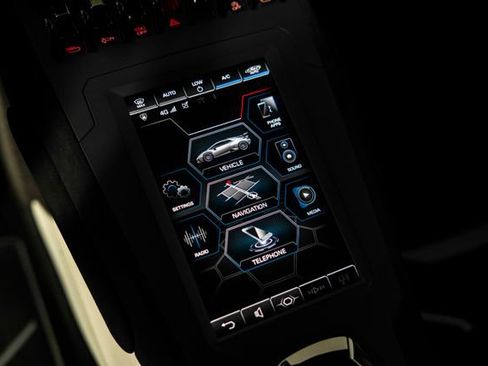 Used 2021 Lamborghini Huracan STO RWD image 21