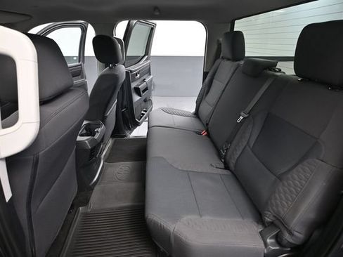 Used 2023 Toyota Tundra SR5 w/ SR5 Convenience Package AWD/4WD image 29