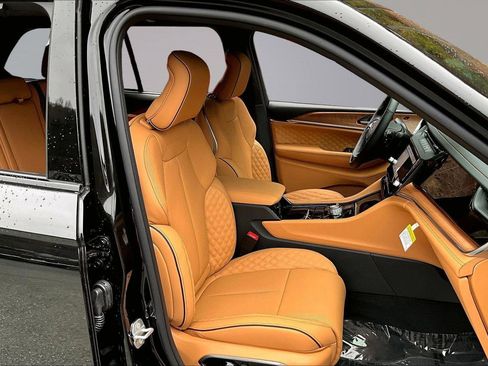 New 2026 Jeep Grand Cherokee Summit w/ Adv Protech Group IV image 9