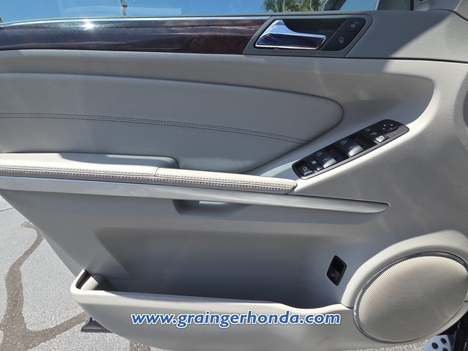 Used 2012 Mercedes-Benz GL 450 4MATIC image 20