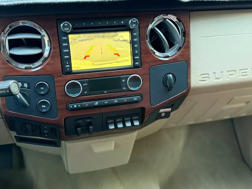 Used 2009 Ford F350 Lariat AWD/4WD image 13